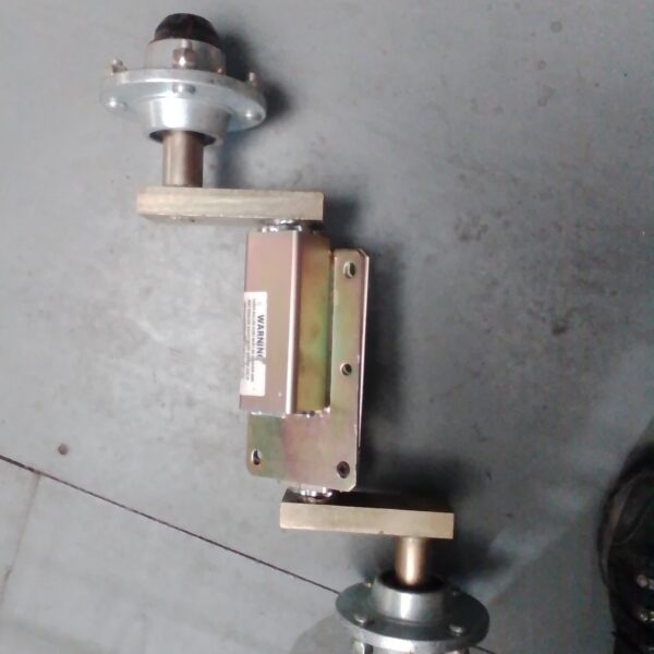 Pair of 350Kg Suspension Units & Hub