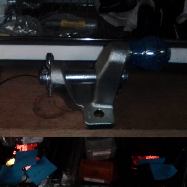 MP84 50mm Ball & Pin Hitch Silver